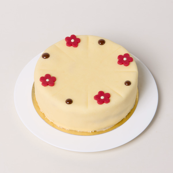 Dessert Lübecker Marzipan Cake