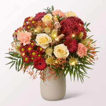 Premium Bouquet Weihnachtszauber with Premium Vase & 3 Ferrero Giotto
