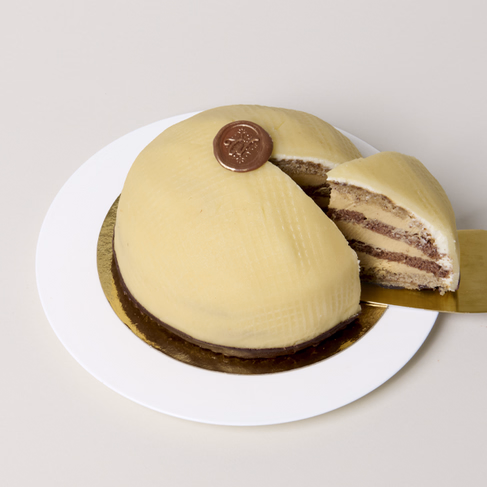 Dessert Walnut Cream Cake