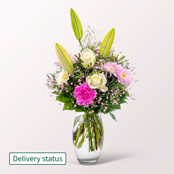 Flower Bouquet Glücksmoment with vase & 3 Ferrero Giotto