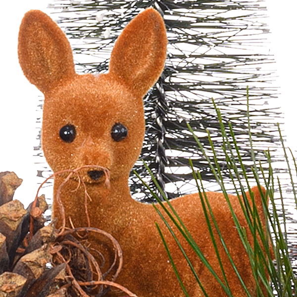 Red Arrangement in Wooden Box with 3 Ferrero Giotto