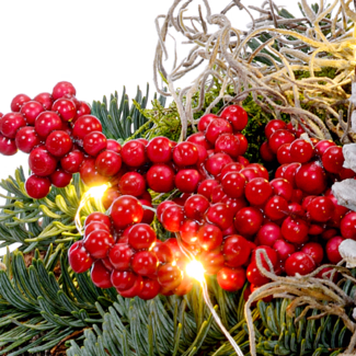 Arrangement Santa with X-Mas lights & with 3 Ferrero Giotto