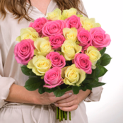 Bunch of 20 roses Rosenliebe with vase