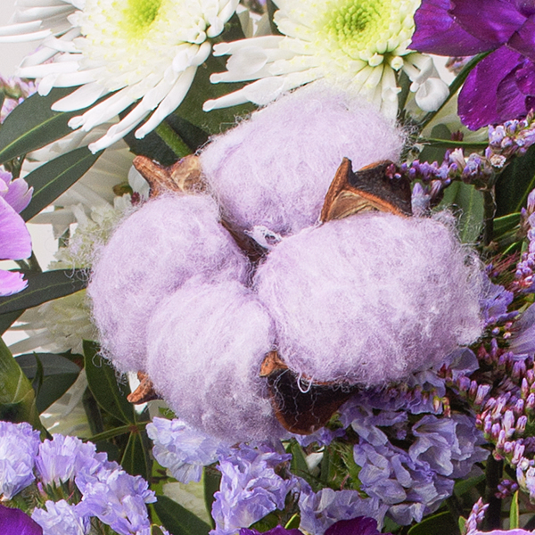 Blumenstrauß Winterkind mit Vase & Ferrero Giotto 3er