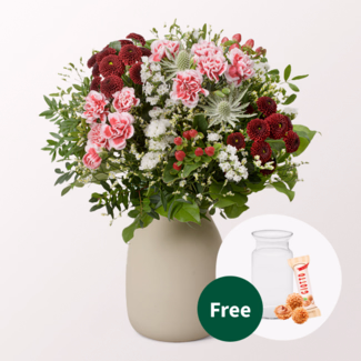 Flower Bouquet Winterlichtung with vase & 3 Ferrero Giotto