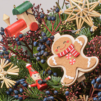 Blumenstrauß Bescherung mit Vase & Ferrero Giotto 3er