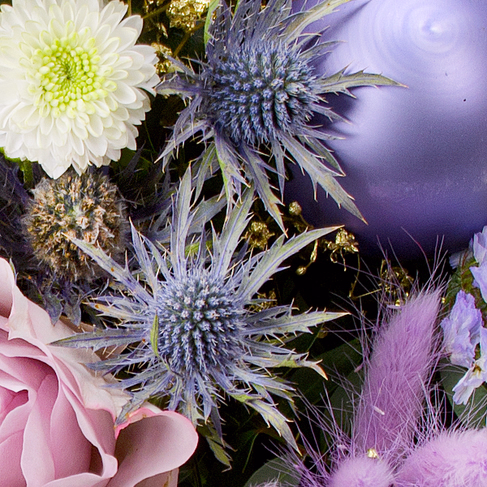 Premiumstrauß Weihnachtsherz mit Premiumvase & Ferrero Giotto 3er