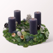 Großer Anthrazitfarbener Adventskranz (Ø 40 cm) mit Ferrero Giotto 3er