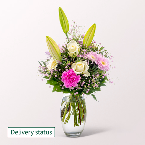 Flower Bouquet Glücksmoment with vase & 3 Ferrero Giotto