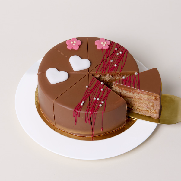 Dessert German Pyramid Cake