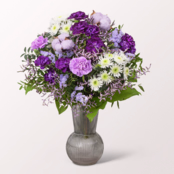 Flower Bouquet Winterkind with vase & 3 Ferrero Giotto