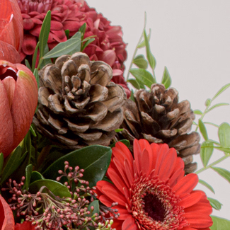 Flower Bouquet Winterlaune with vase & 3 Ferrero Giotto