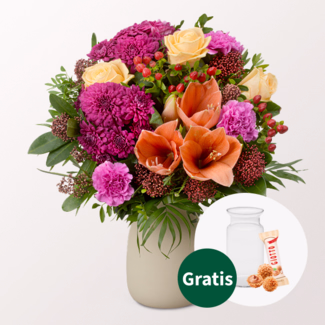 Blumenstrauß Weihnachtsduft mit Vase & Ferrero Giotto 3er